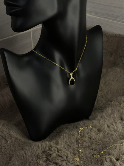Collier pierre noire