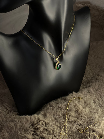 Collier pierre émeraude